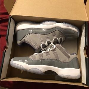 Jordan Retro 11 Cool Grey. Brand new never worn!!